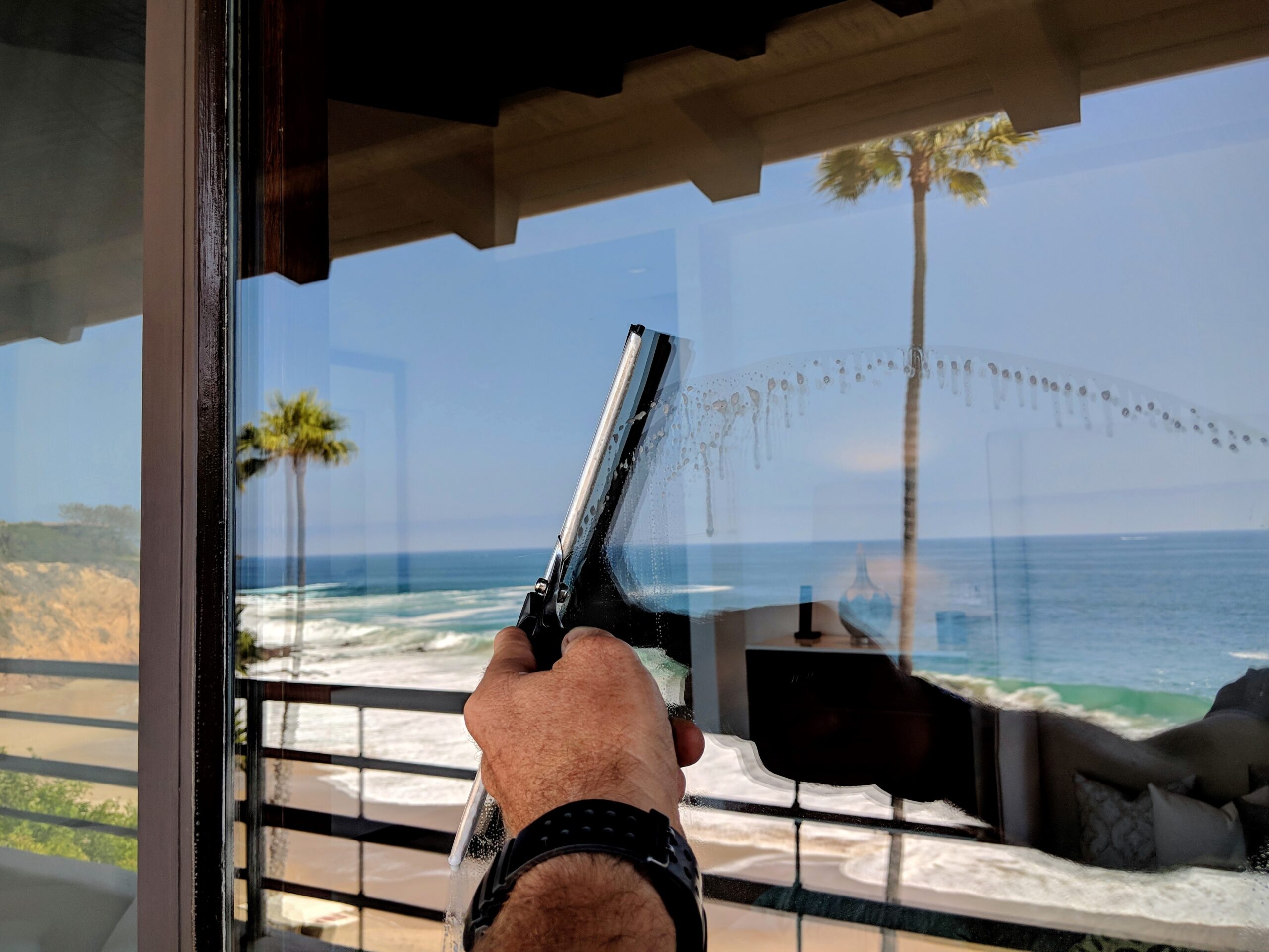 Residenial-Window-Cleaning-scaled